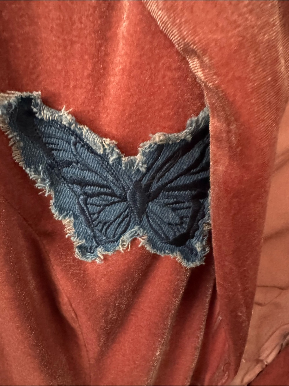BiBi Velvet Blazer in Dusty Rose with Patch Details - Picture 6 of 6